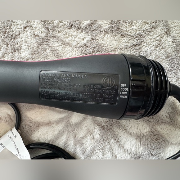 Revlon One-Step Volumizer Blowdry Brush Titanium Max Edition, Costco Exclusive - Picture 14 of 14